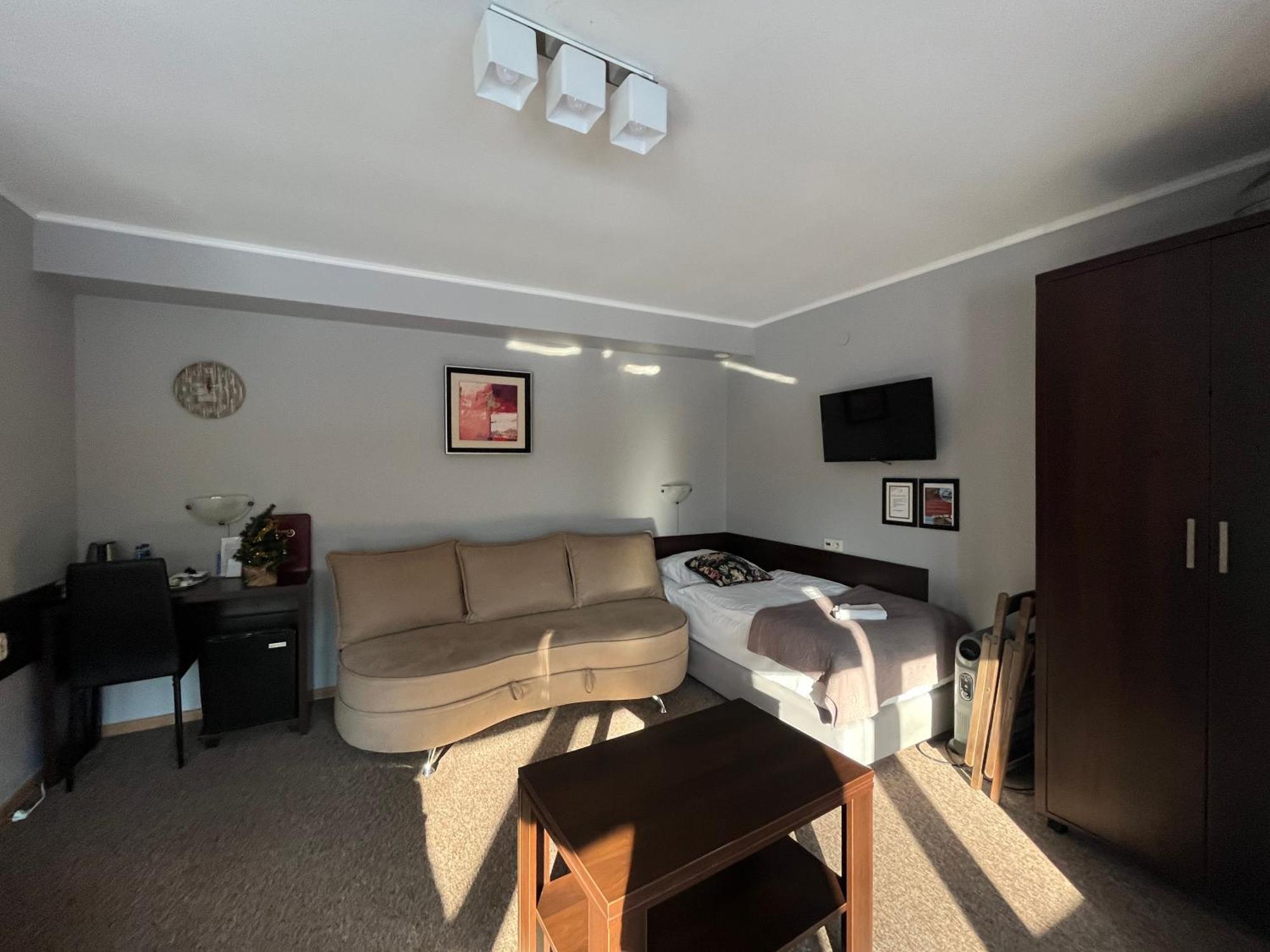 H&R Polaris Szczawnica Bed & Breakfast Room photo
